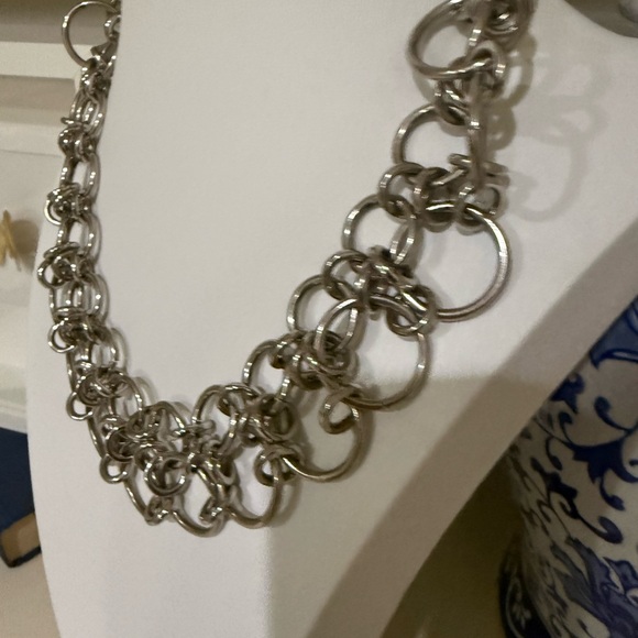 Cato Silver Toned Chunky Interlocking Circle Statement Necklace - Picture 2 of 4